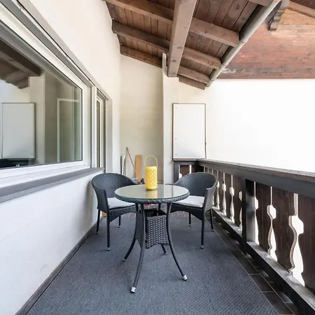 Apartment Cristallina *